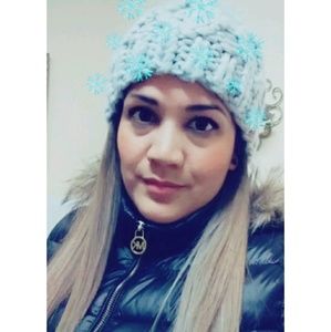 Meet your Posher, Sara